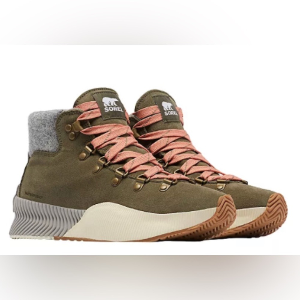 Women Sorel boot. Size 12 olive color
